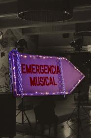 vertical EMERGENCIA MUSICAL